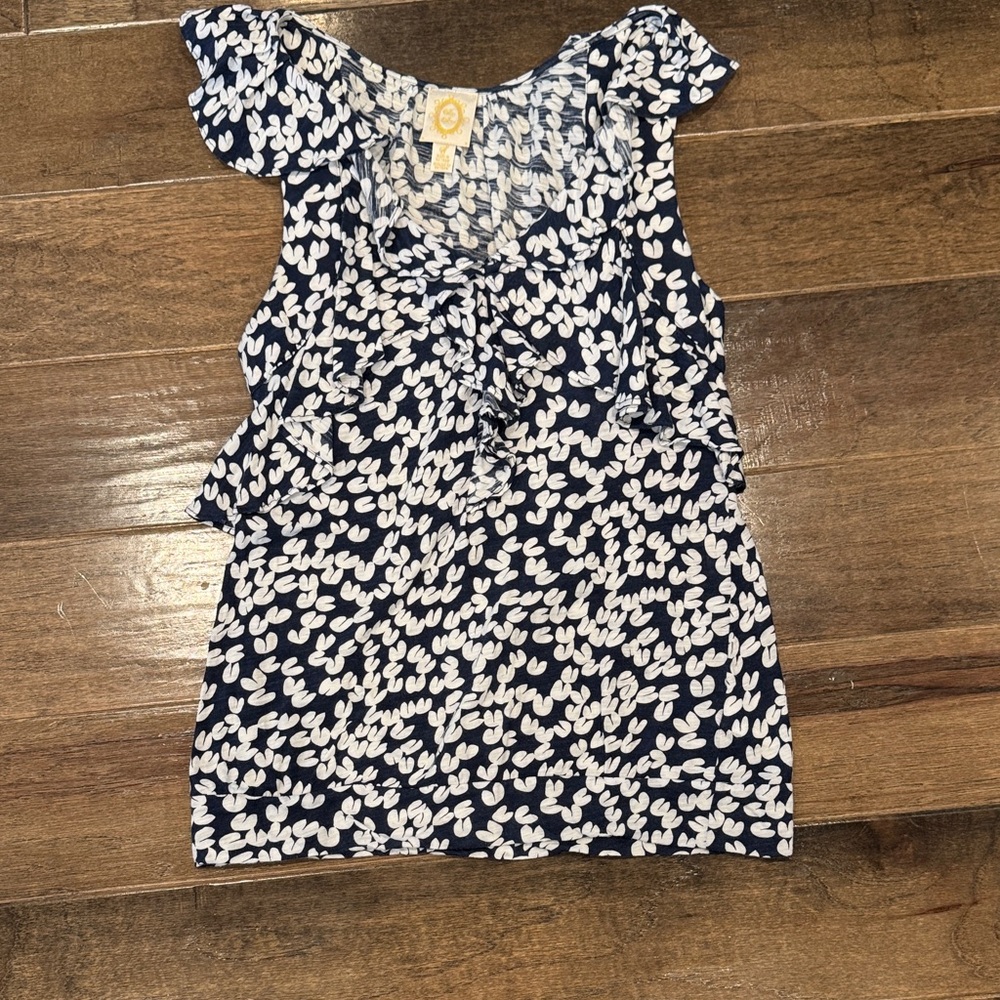 Anthropologie EUC Navy and White Patterned Women's Top